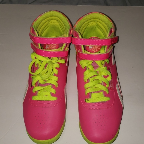 hot pink reebok classics